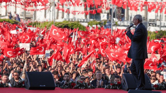 Cumhurbaşkanı adayı Kılıçdaroğlu'nun büyük İstanbul mitingine saatler kaldı